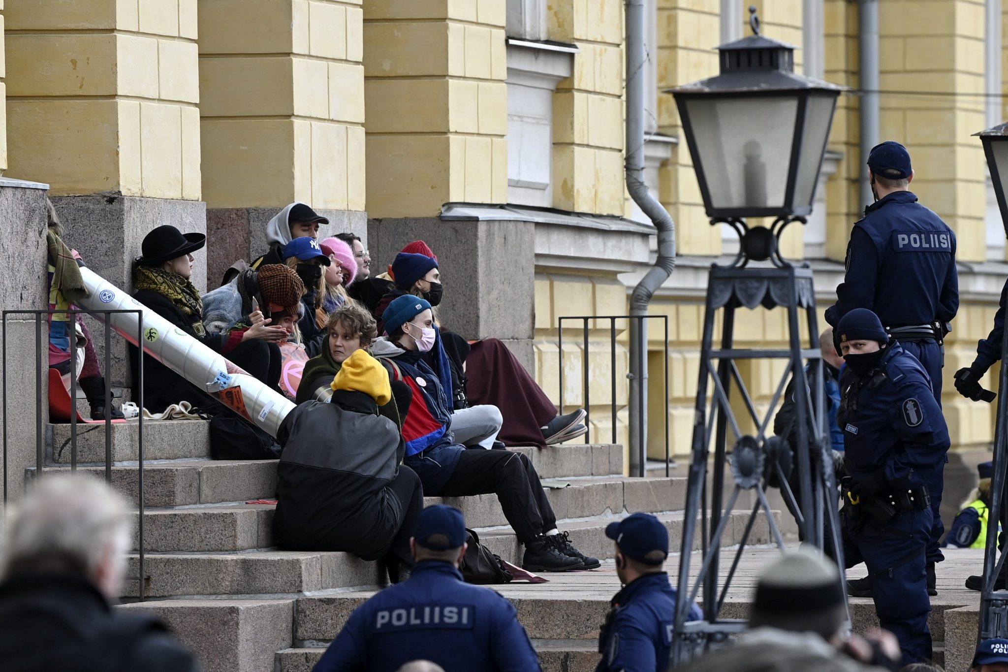 Poliisi Ylelle: Arvioimme Tilanteen Elokapinan Mielenilmauksessa Väärin ...