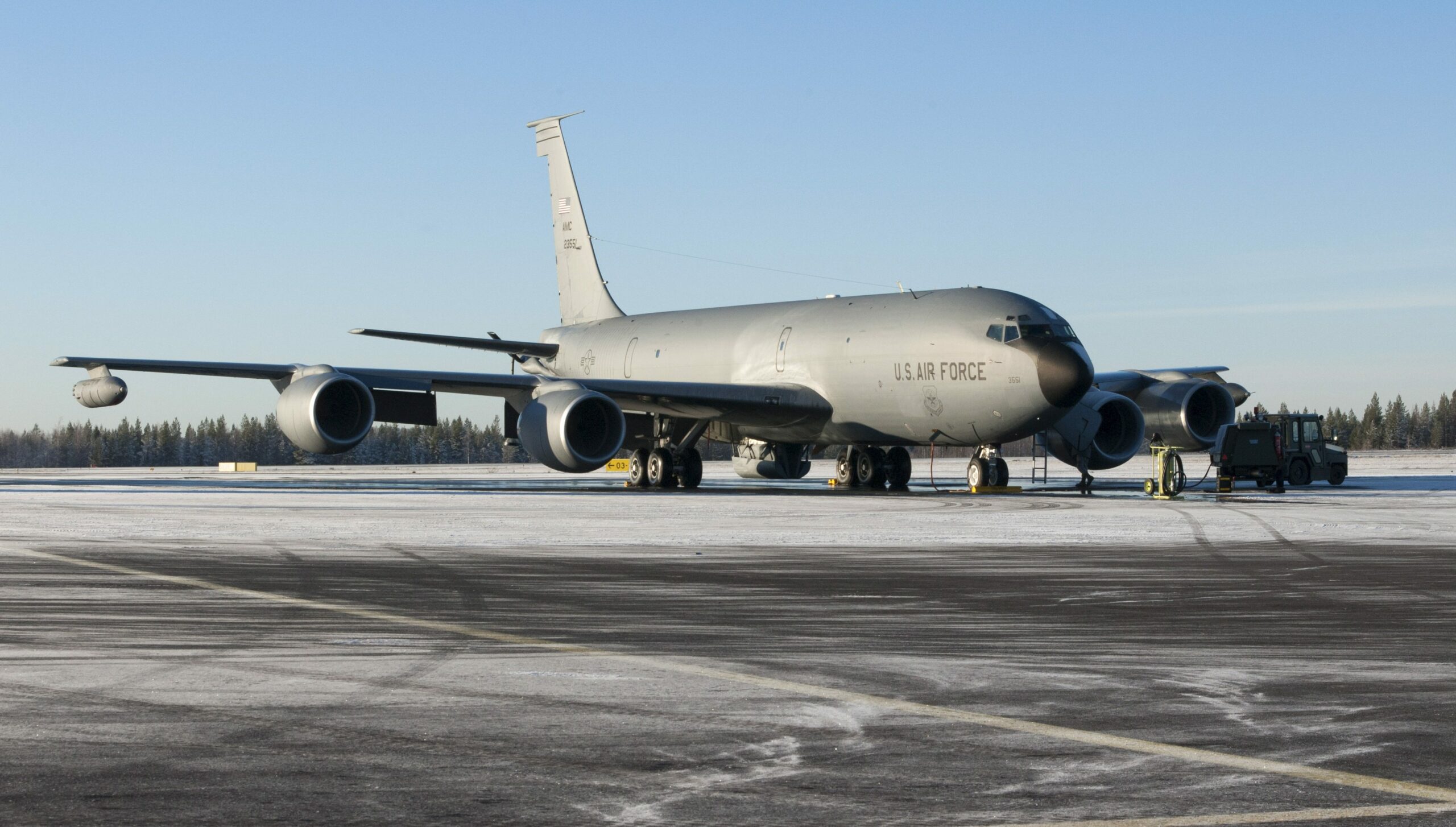 Yhdysvaltain sotilaskoneet tankkaavat Suomen ilmatilassa | Verkkouutiset
