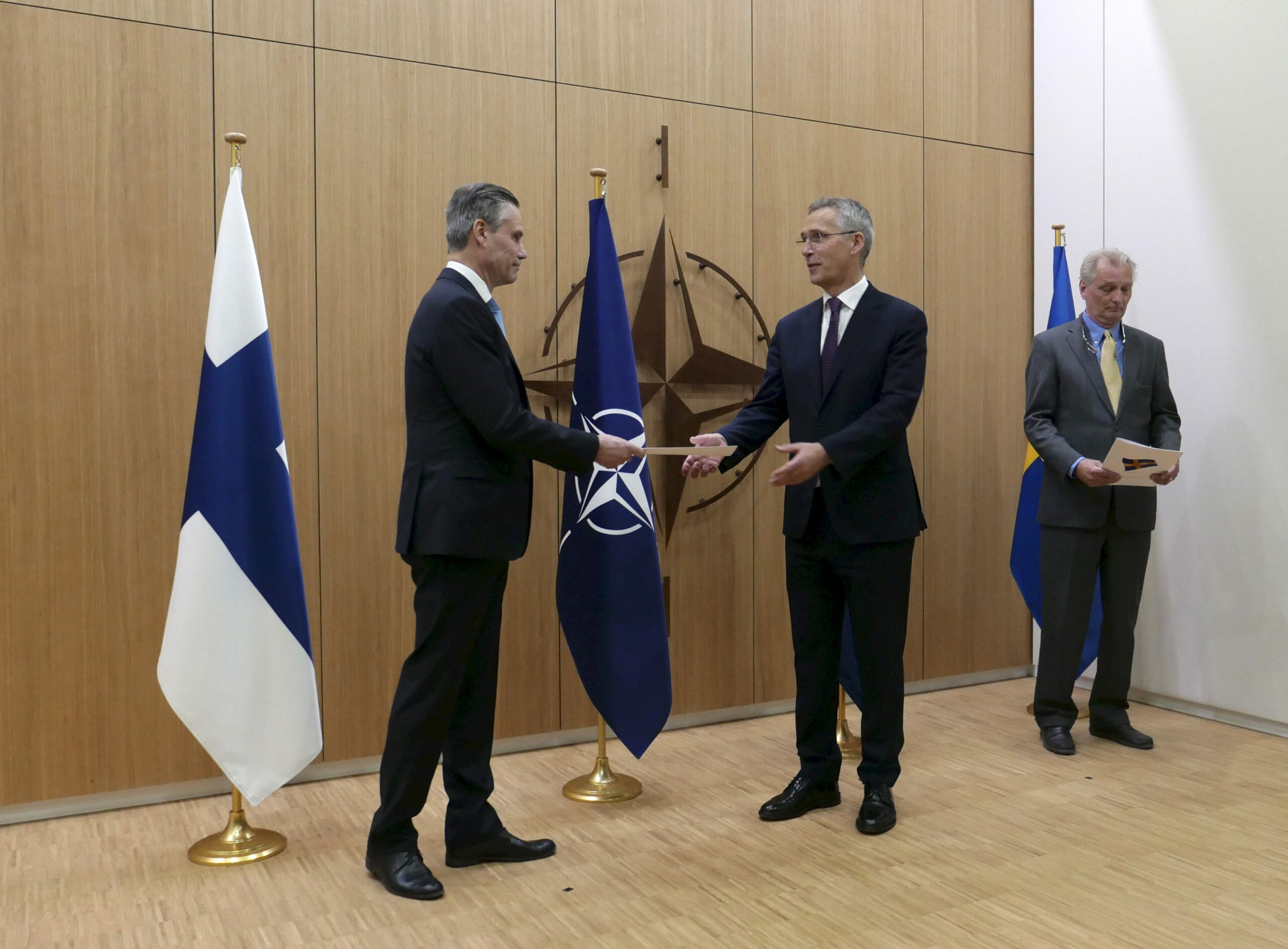 Jens Stoltenberg otti Suomen Nato-hakemuksen vastaan | Verkkouutiset