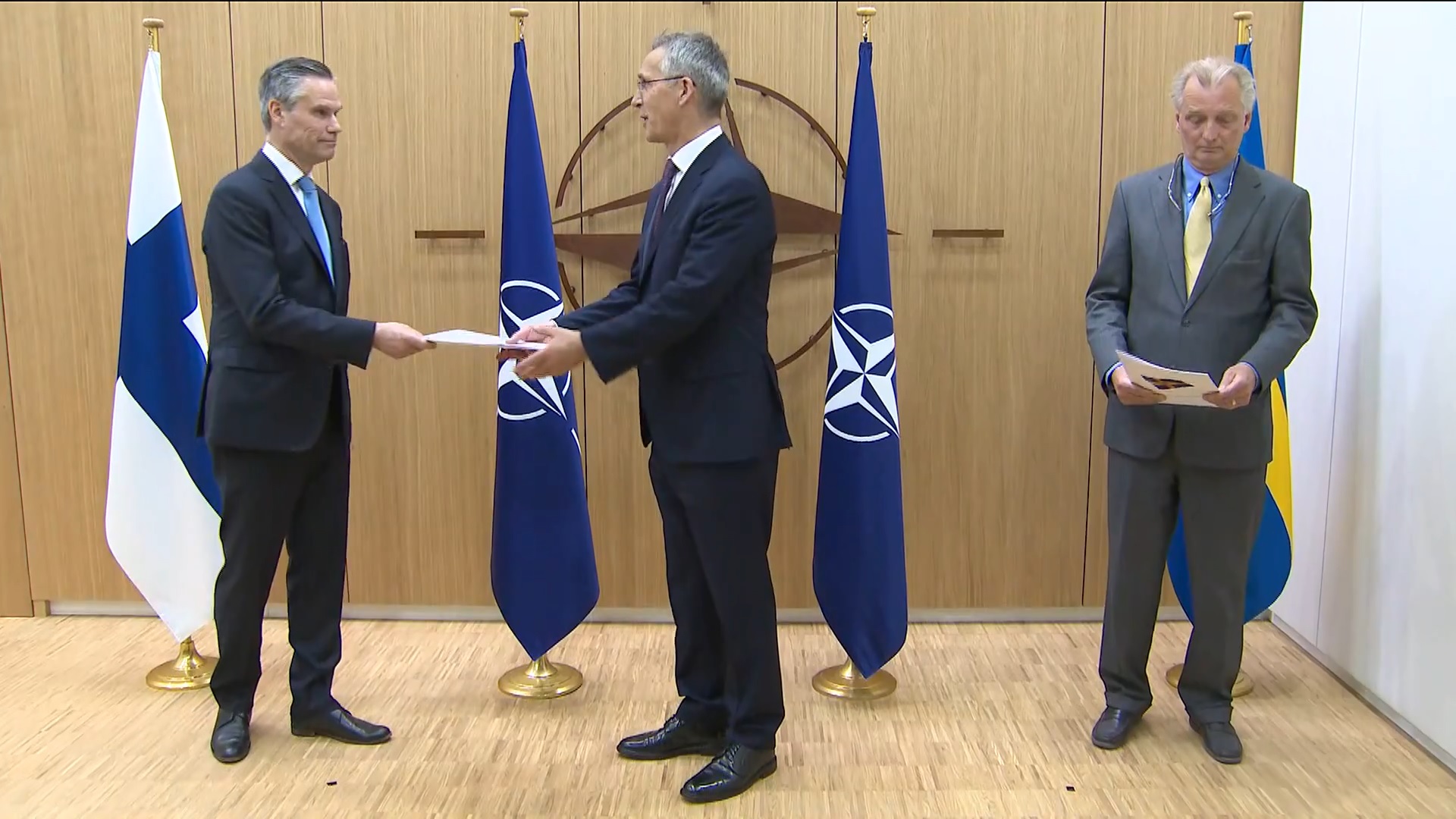 Suomen Nato-lähettilään mielestä liittymisestä ennen Ruotsia ei tarvitse  puhua | Verkkouutiset