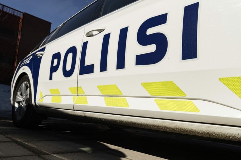 Poliisihallituksen tiedotustilaisuus nuorten liikenneturvallisuuden edistämisestä