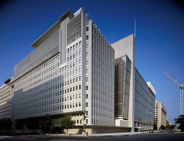 lossy-page1-1920px-Headquarters_building_of_the_International_Monetary_fund,_Washington,_D.C_LCCN2011634654