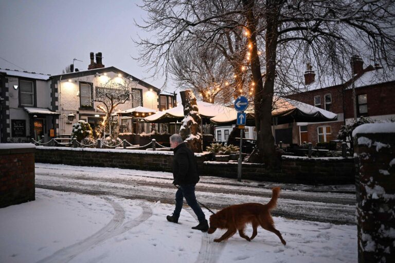 BRITAIN - WEATHER - SNOW