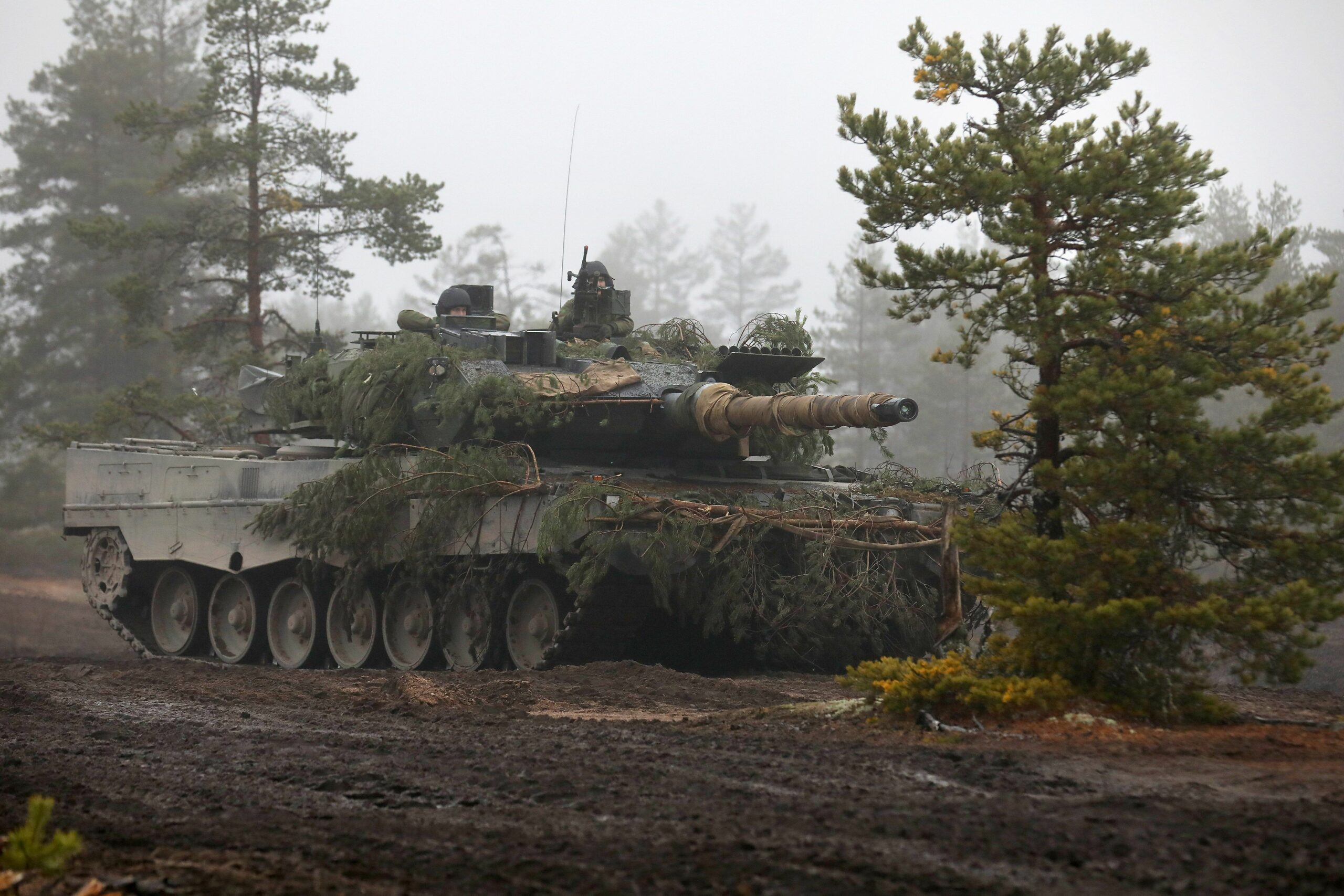 Alankomailta Ja Tanskalta Leopard 2 -panssarivaunuja Ukrainalle ...