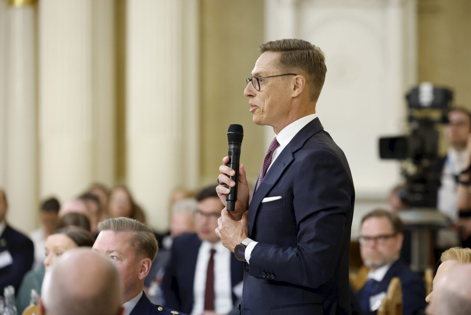 Alexander Stubb Pitää Tiedotustilaisuuden Presidenttiehdokkuudesta ...