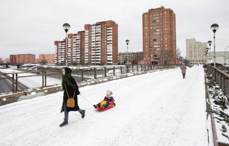 Viron kaavailema tiukka koronasulku tulossa voimaan torstaina