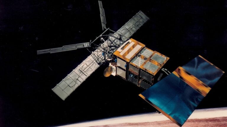 ERS-2_satellite_and_applications