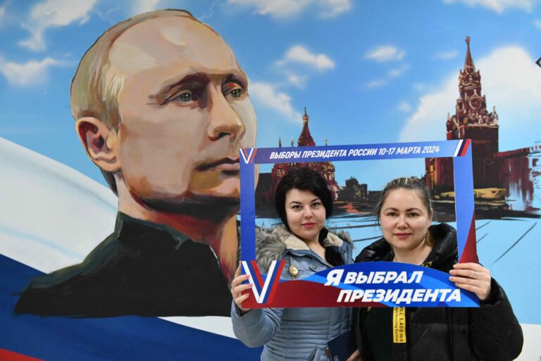 UKRAINE - RUSSIA - CONFLICT - POLITICS - VOTE