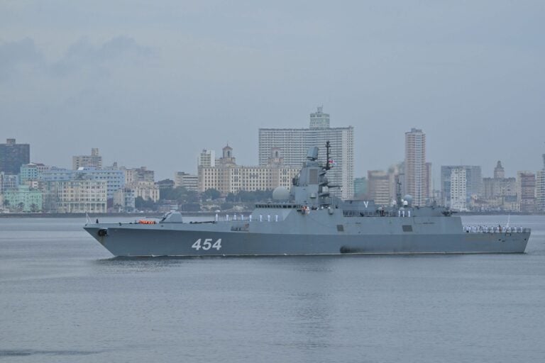 CUBA - RUSSIA - WARSHIPS