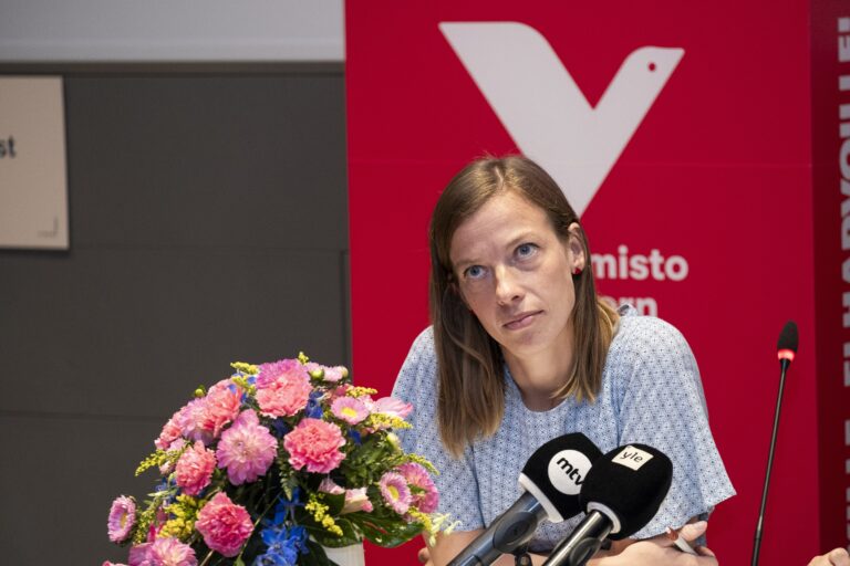 Vasemmistoliiton eduskuntaryhmän kesäkokous Joensuussa