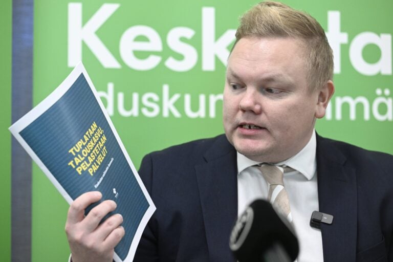 Keskusta julkaisee vaihtoehtonsa Suomelle