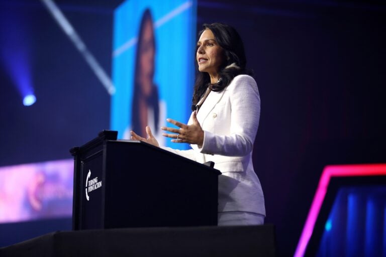 3240px-Tulsi_Gabbard_(53809071948)