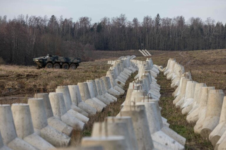 Prime Minister Donald Tusk inspects fortifications at the Polish-Russian border