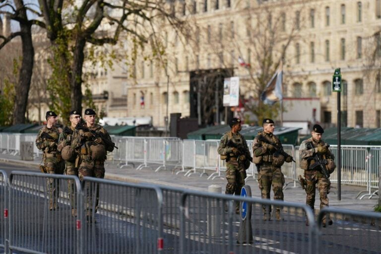 FRANCE - RELIGION - HERITAGE - MONUMENT - POLICE - SECURITY - NOTRE - DAME