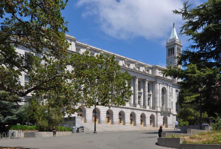 Wheeler_Hall,_University_of_California,_Berkeley